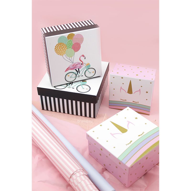 Набор подарочных коробок 3 в 1 "Фламинго с шарами"