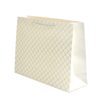 Пакет подарочный "Золотая клетка", с тиснением фольгой, 47*35*15
