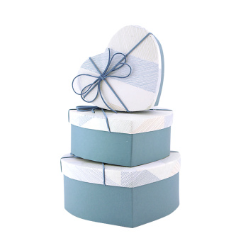 Набор подарочных коробок 3 в 1 "Элегантность. Сердце"