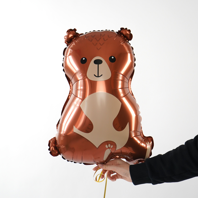Лесной медведь в упаковке, фольгированный шар