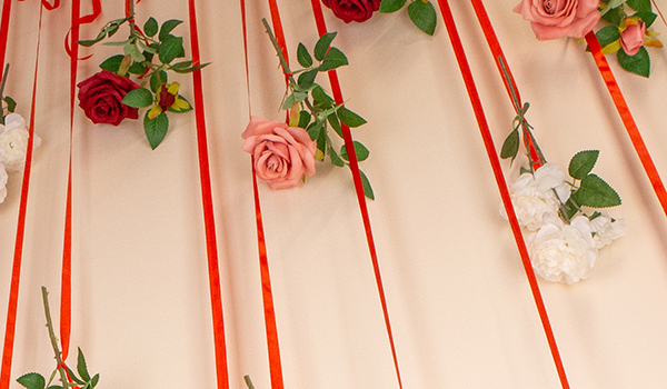 Фотозона с розами