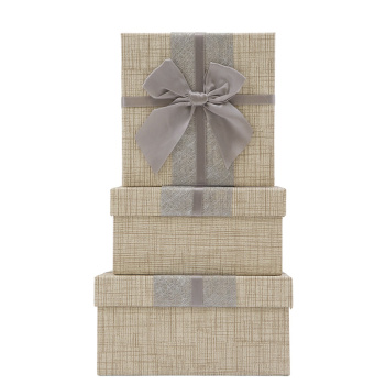 Набор подарочных коробок 3 в 1 "Нежный с бантом в точку", Молочный