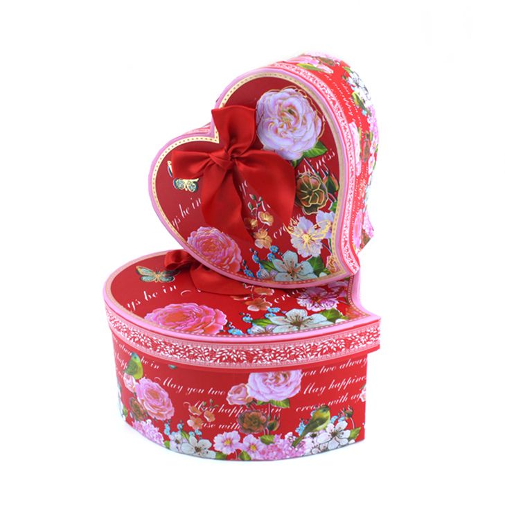 Набор подарочных коробок 2 в 1 "Винтажные цветы" Красный с бантом