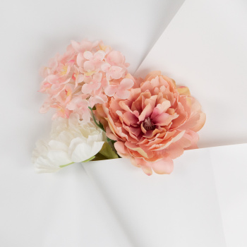 Пленка "Самая нужная", белая / рулон