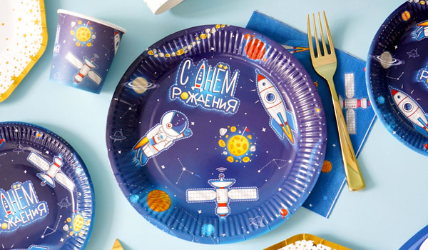 Сервировка Космический стиль