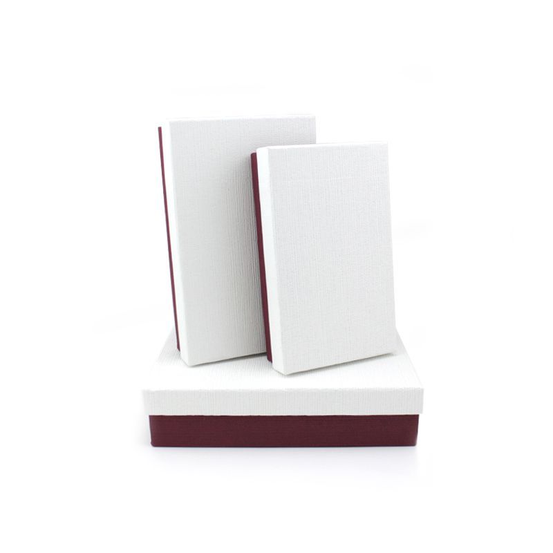 Набор подарочных коробок 3 в 1 "Классический стиль" Красно-белый