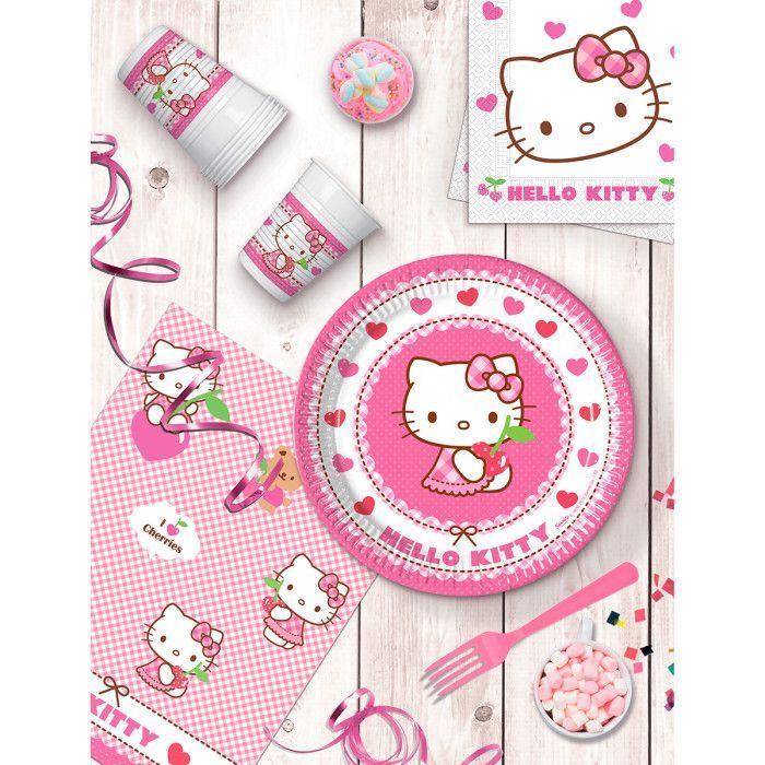 Стаканы пластиковые "Хэллоу-Китти" / Hello Kitty Hearts